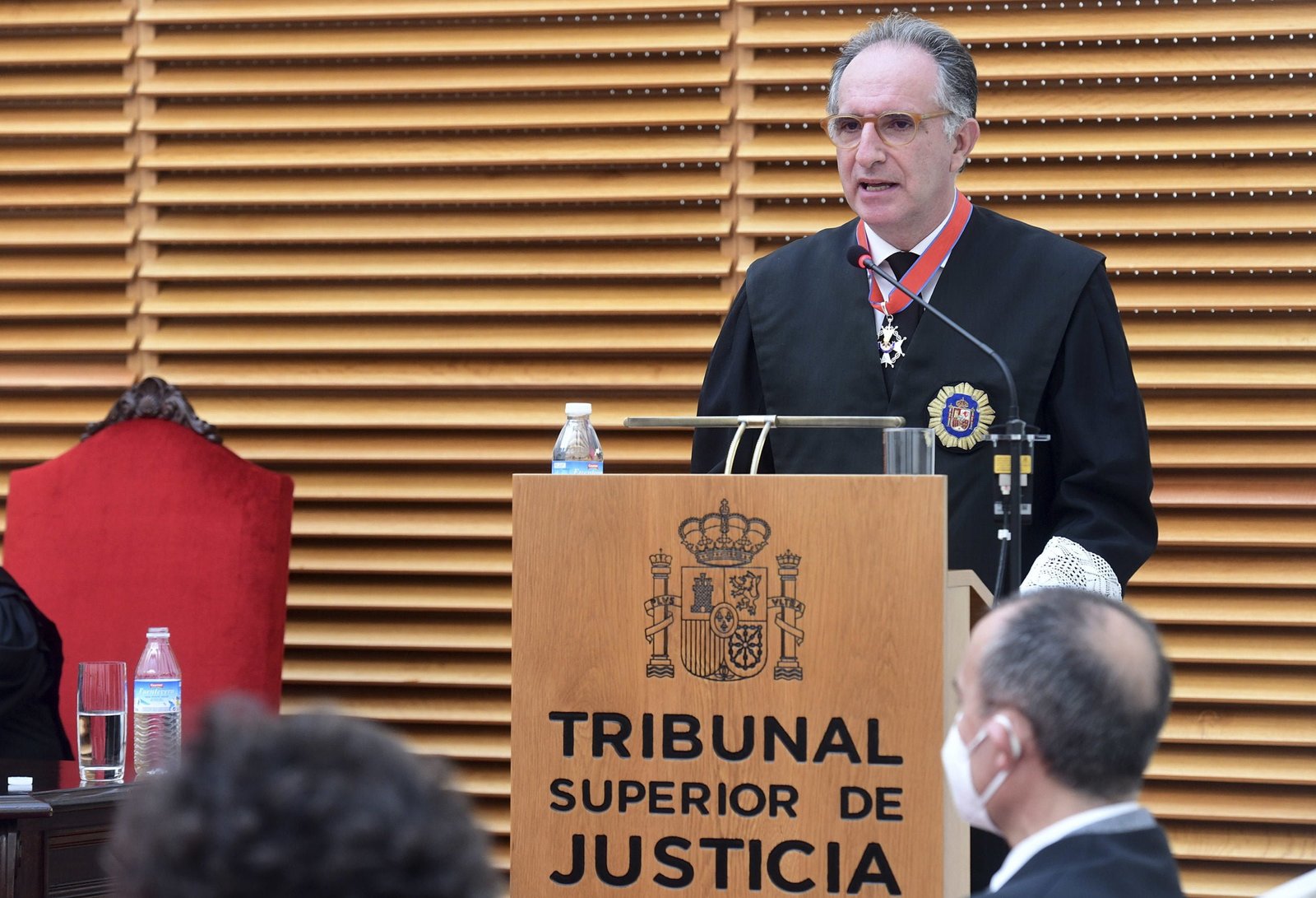 El presidente de la Audiencia de Burgos, condecorado con la Cruz de San Raimundo de Peñafort El presidente de la Audiencia de Burgos, condecorado con la Cruz de San Raimundo de Peñafort
